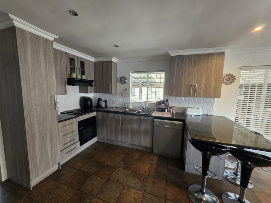 3 Bedroom Property for Sale in Vaalpark Free State